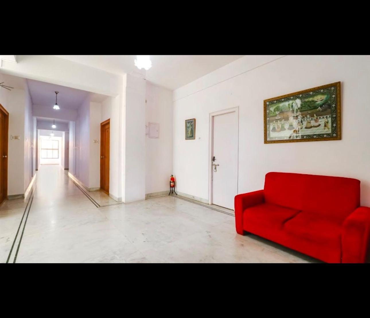 Hotel Sri Sathya Sai Bangalore Ngoại thất bức ảnh